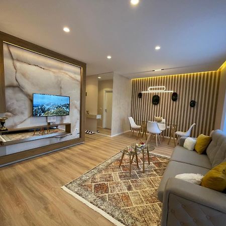 Green Terrace Apartment 5 티라나 외부 사진